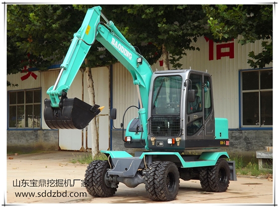 寶鼎挖掘機(jī)廠家小型挖掘機(jī)械產(chǎn)品