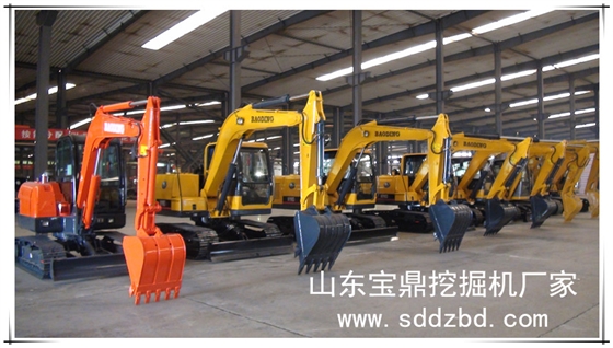 山東寶鼎挖掘機(jī)小型挖掘機(jī)廠家