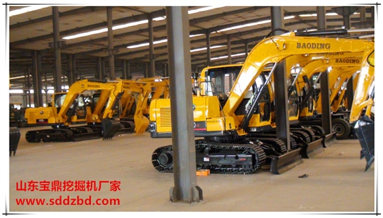 山東寶鼎挖掘機(jī)廠家小型挖掘機(jī)械產(chǎn)品