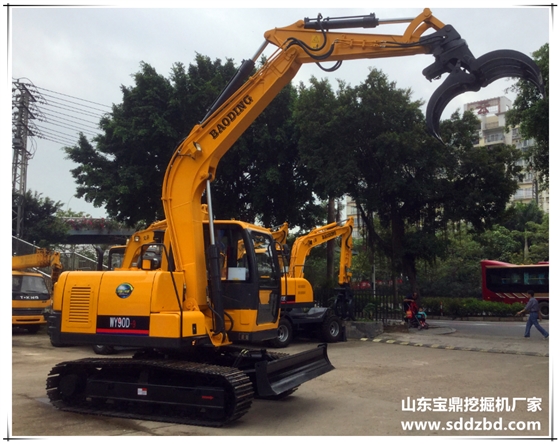 山東寶鼎挖掘機廠家小型挖掘機械產(chǎn)品