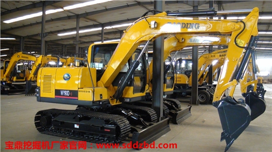 寶鼎小型挖掘機械產(chǎn)品