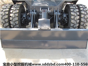 寶鼎小型挖掘機(jī)