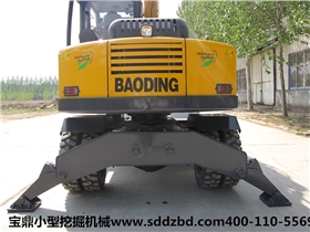 寶鼎小型挖掘機(jī)