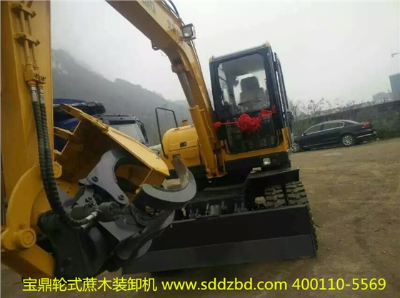 寶鼎輪式挖掘機(jī)