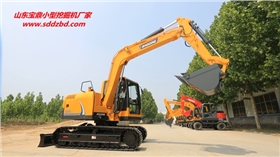 山東寶鼎小型挖掘機(jī)廠家挖掘機(jī)械產(chǎn)品