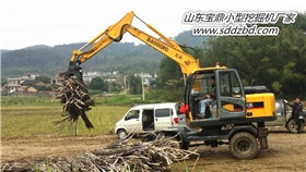 寶鼎輪式挖掘機產(chǎn)品