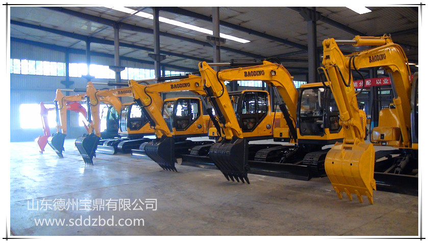 山東寶鼎機(jī)械有限公司小型挖掘機(jī)產(chǎn)品