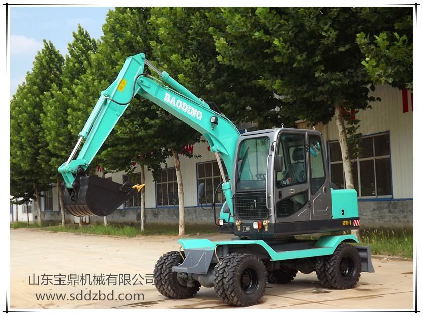 山東寶鼎挖掘機(jī)公司輪式挖掘機(jī)械產(chǎn)品