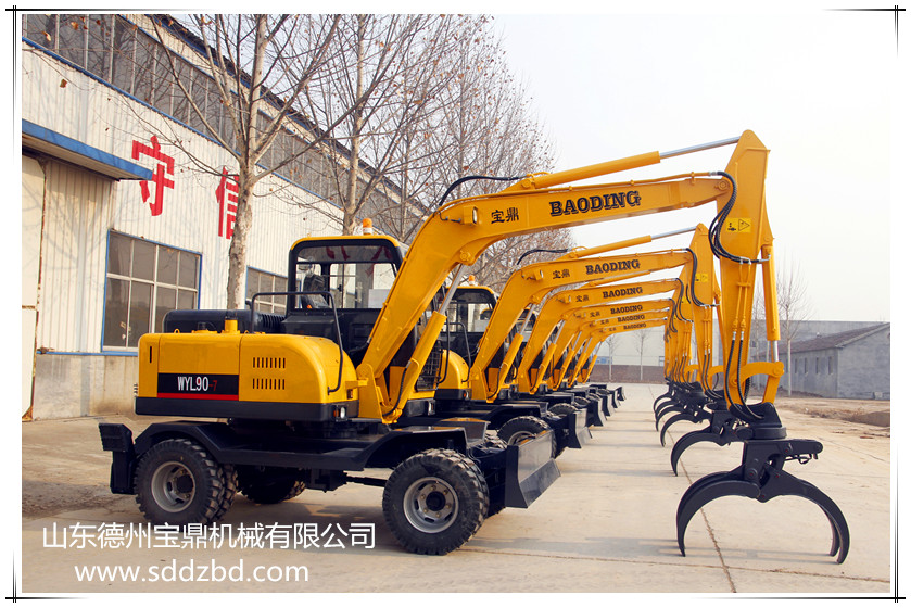 山東寶鼎挖掘機(jī)廠家小型挖掘機(jī)械產(chǎn)品