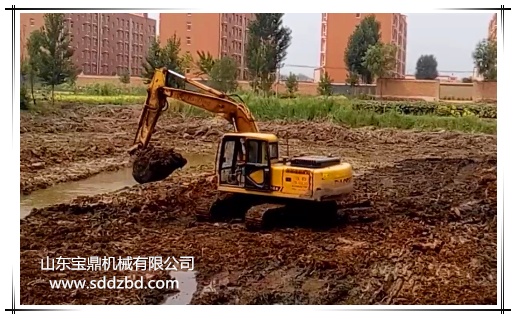 寶鼎挖掘機(jī)廠家小型挖掘機(jī)械