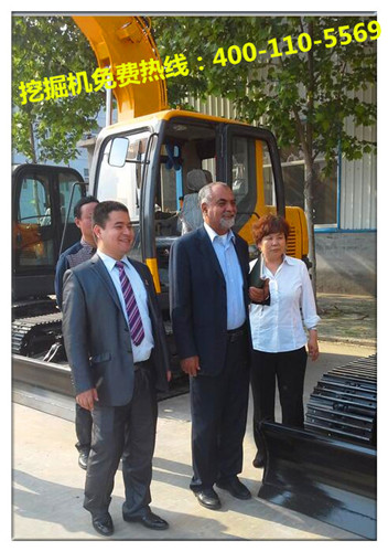 寶鼎挖掘機(jī)出口