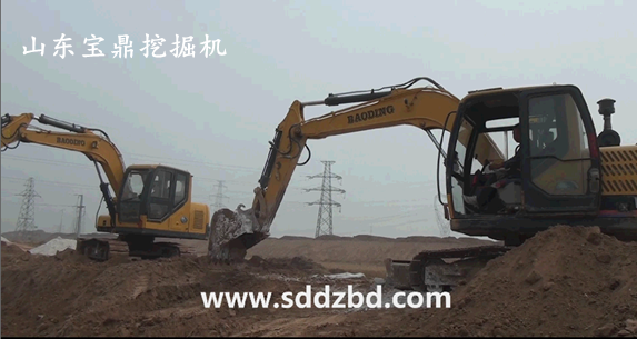 寶鼎挖掘機(jī)修建公路圖.png