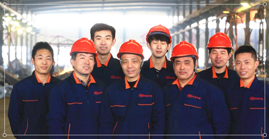 寶鼎小型挖掘機(jī)一線員工