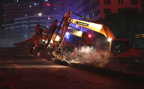 寶鼎小型挖掘機