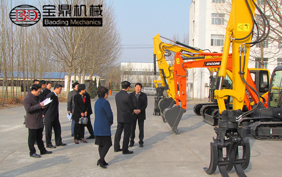 寶鼎挖掘機(jī)抓木機(jī)產(chǎn)品