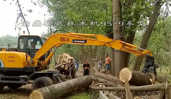 寶鼎輪式抓木機(jī)95-9.jpg