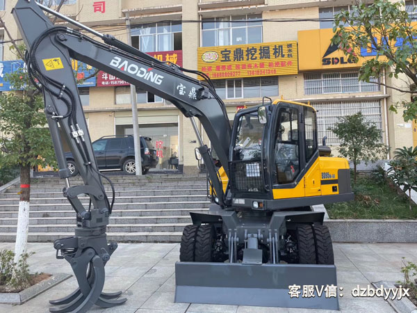 寶鼎輪式95抓木機.jpg