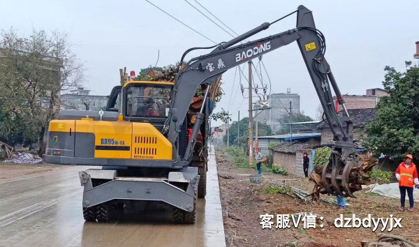 輪式抓木機.jpg