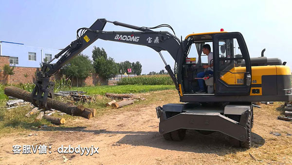 寶鼎輪式抓木機(jī)95車型.jpg