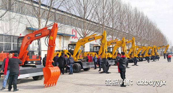 寶鼎輪式挖掘機(jī)廠家.jpg