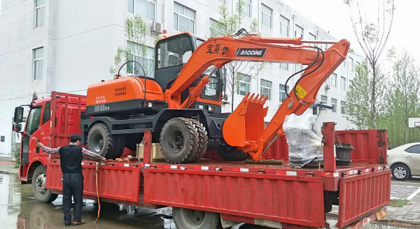 輪式挖掘機80車型.jpg