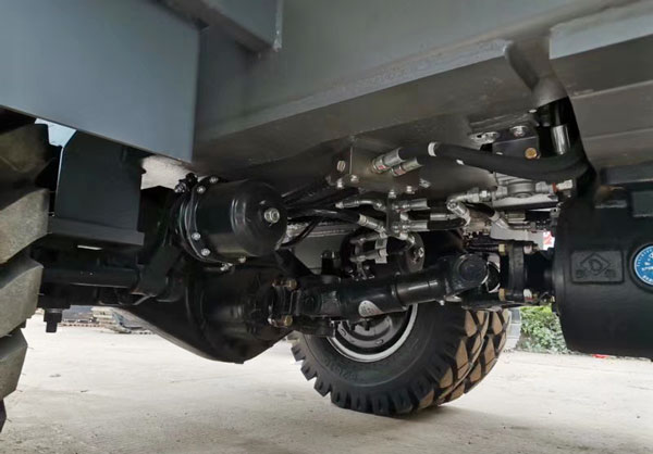 寶鼎輪式挖掘機(jī)下車架
