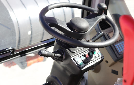輪式挖掘機(jī)車(chē)型.jpg