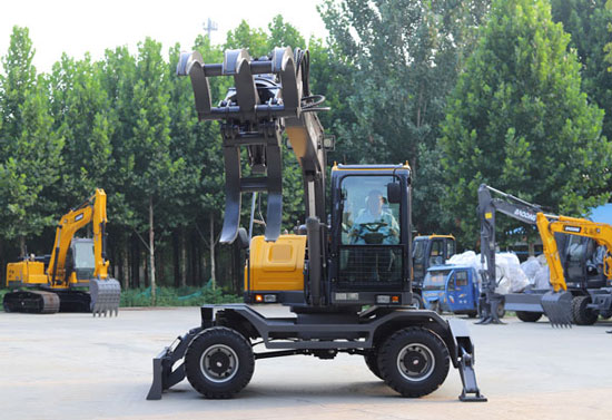 寶鼎BD95W-9G多功能輪式挖掘機(jī).jpg