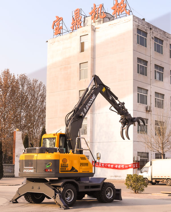 寶鼎小型抓木機(jī)廠家.jpg