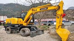 國產(chǎn)挖掘機(jī)品牌實(shí)現(xiàn)逆轉(zhuǎn)的輪式挖掘機(jī)